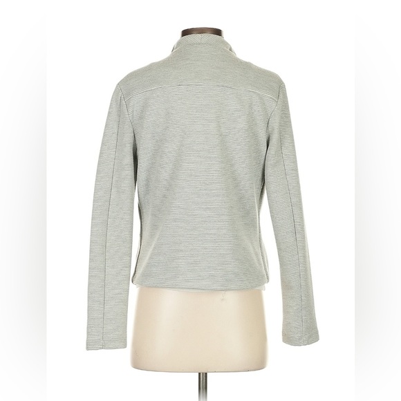 Calvin Klein light jacket. (Grey) - Picture 2 of 8